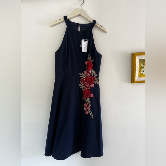 Liza Luxe ModCloth navy embroidered dress NWT - Picture 4 of 14